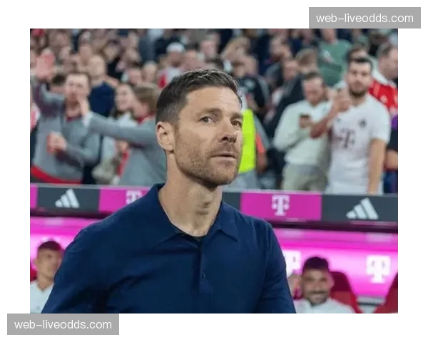 赛前发布会，阿隆索确认勒沃库森将坚持高风险的混合防守策略应对曼城